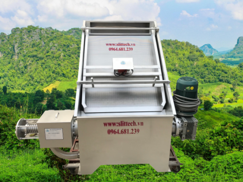 Giá máy tách ép chất thải chăn nuôi do Slittech sản xuất tại Việt Nam